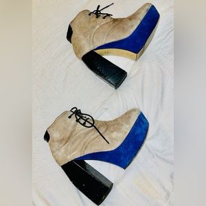 Vintage Grey Suede Boots w/ Royal Blue Trim & Black Leather Details Wooden heel